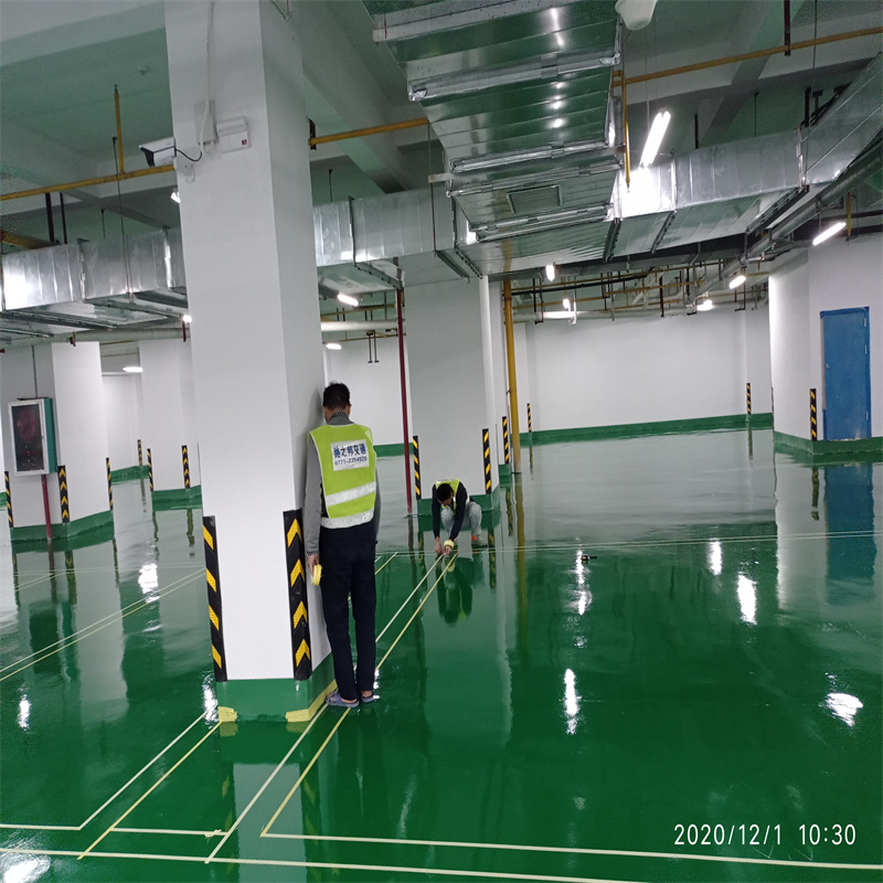 环氧树脂地坪漆施工后颜色存在差距？