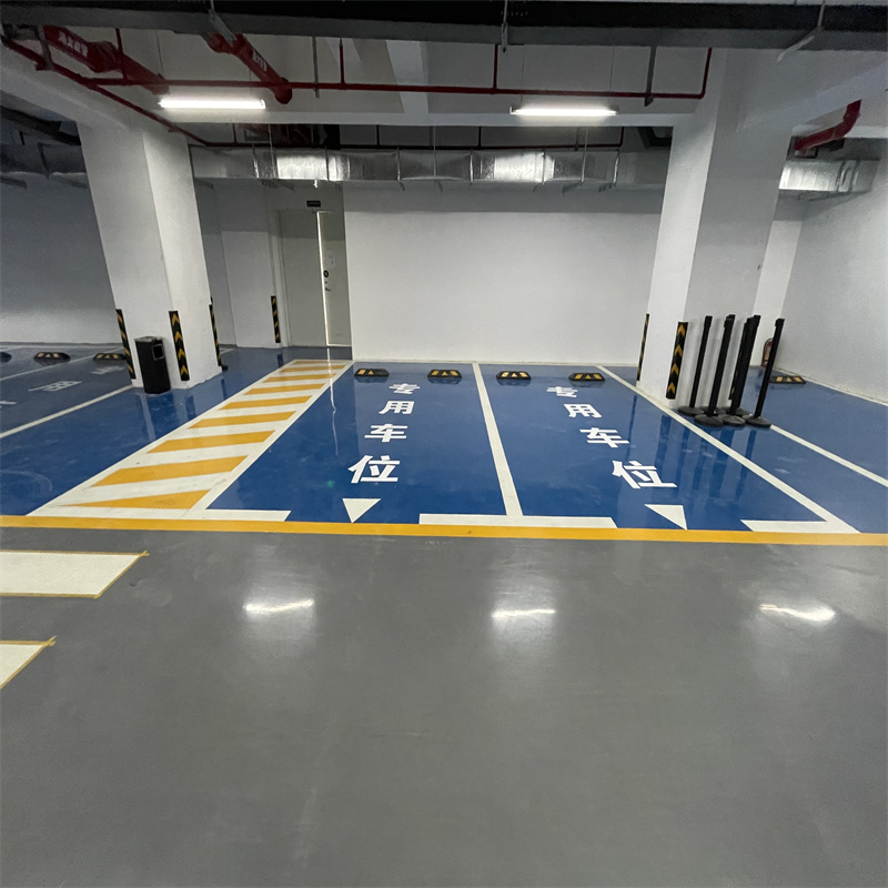 地坪涂料施工的平整度由哪方面决定？