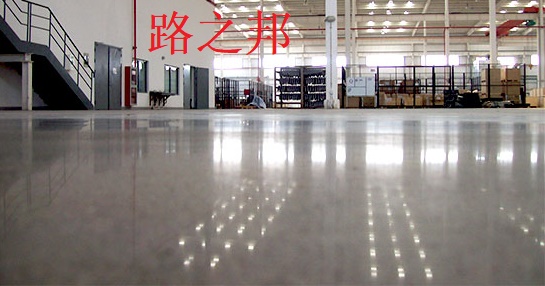 金刚砂耐磨地坪固化剂的作用是什么？