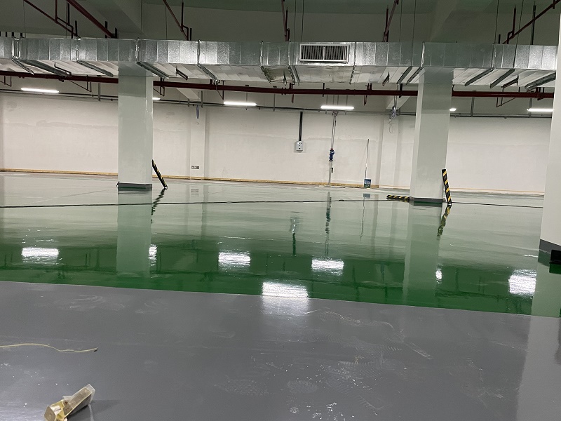 如何预防环氧地坪漆变色？
