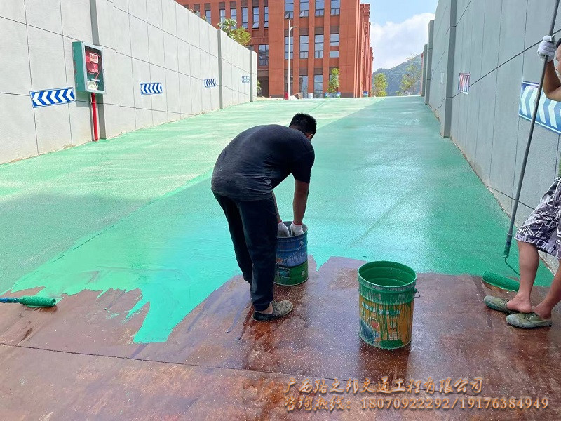 广西-地下停车场为什么要做防滑坡道？