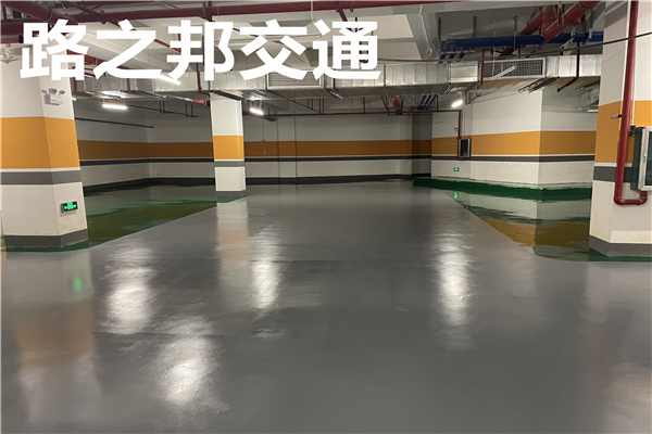 来宾-环氧自流平与金刚砂地坪比较