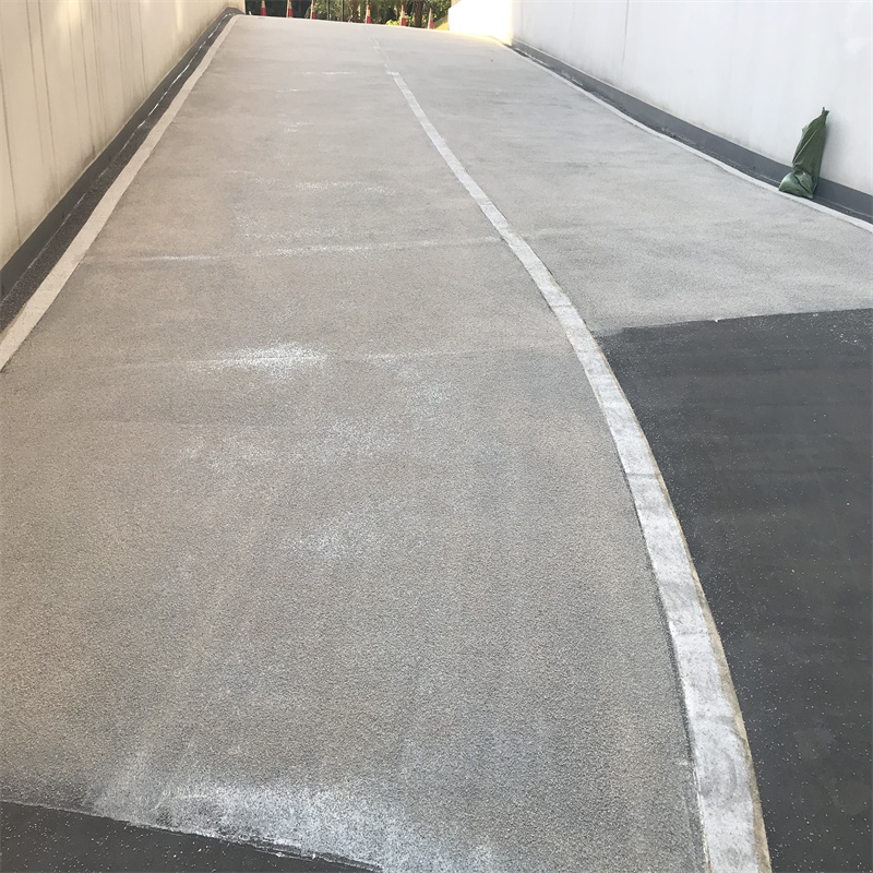 无振动止滑坡道施工分为七个步骤(图1)
